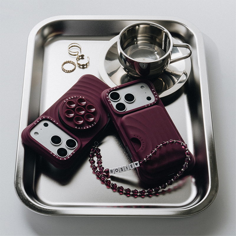 Essential by CASETiFY (Elsa)